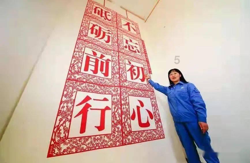 饥饿的松鼠救援